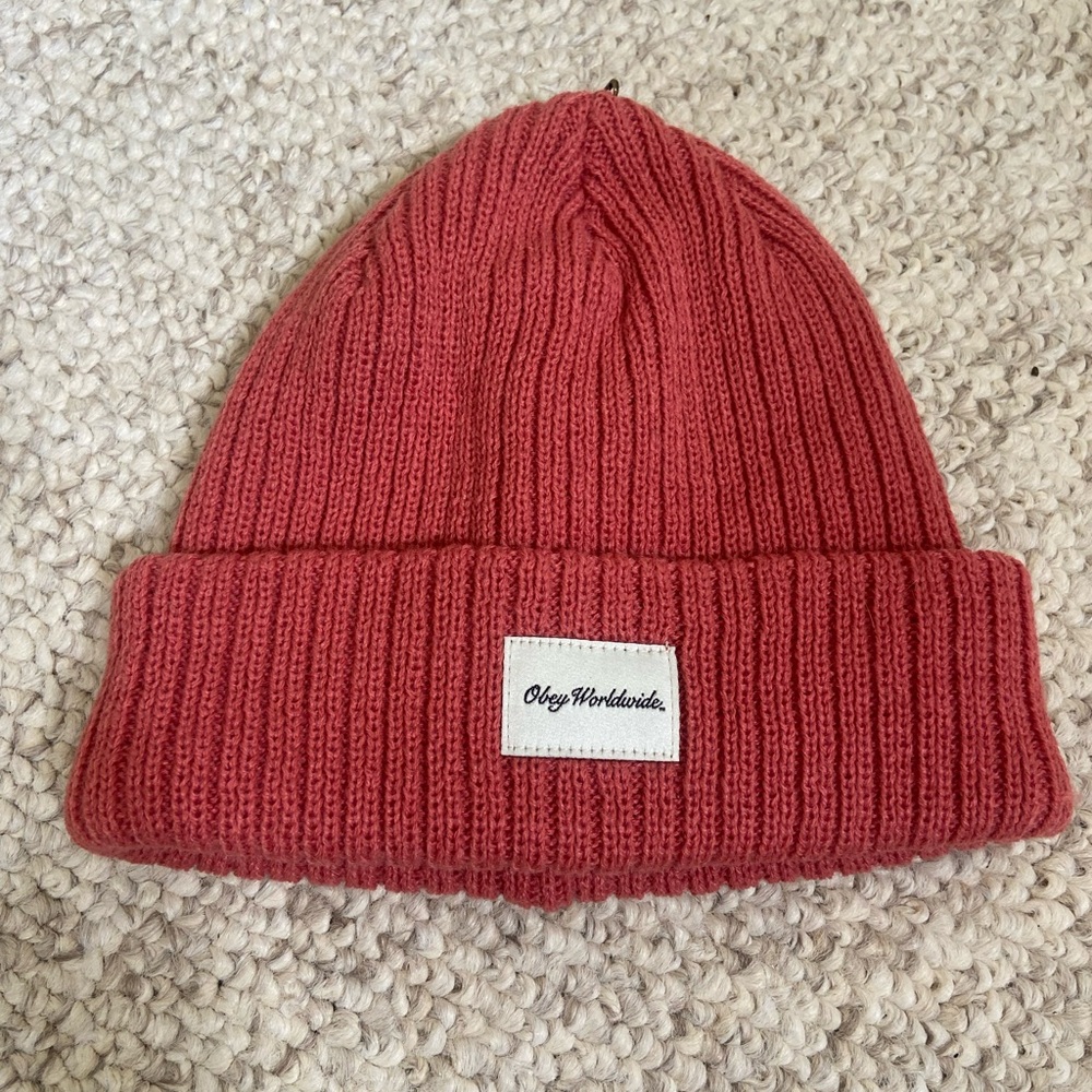 Obey Churchill Ribbed Beanie Faded Rose